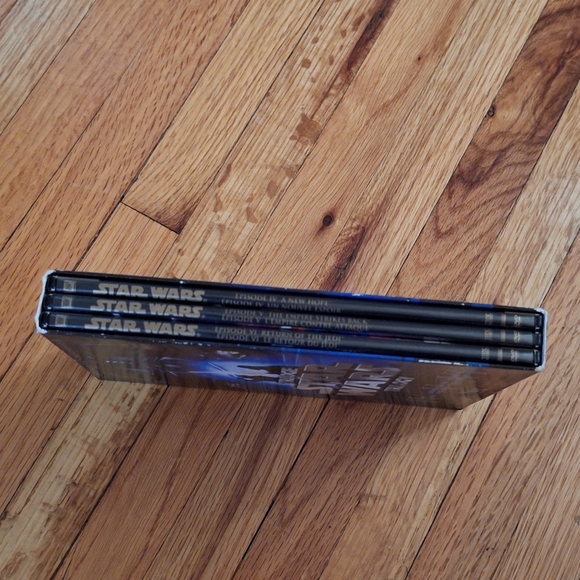 Star Wars Trilogy DVD Set - Picture 2 of 2